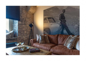 RWY Suite007 Luxury Signature Apartment with sea view & optional parking
